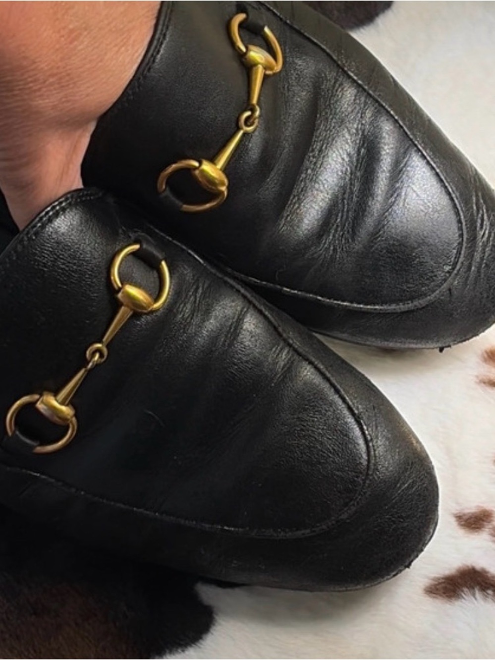 Gucci Black Leather Horsebit Moccasin Loafers with Gold Hardware EU 38 US 9